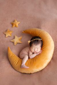 新生児フォト_ニューボーンフォト_バムアップ（吹田のフォトスタジオふみる）