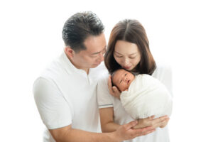 大阪北摂吹田のフォトスタジオFumiruで残すニューボーンフォト_家族写真｜助産師・理学療法士から学んだフォトグラファー