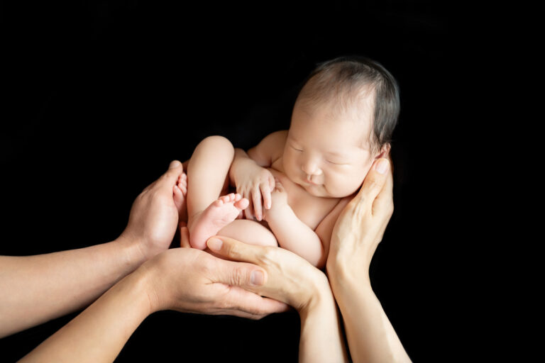 大阪北摂吹田のフォトスタジオFumiruで残すニューボーンフォト｜助産師・理学療法士から学んだフォトグラファー
