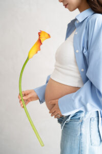 大阪北摂吹田のフォトスタジオFumiruで残す｜自然体だけど上質なマタニティフォト